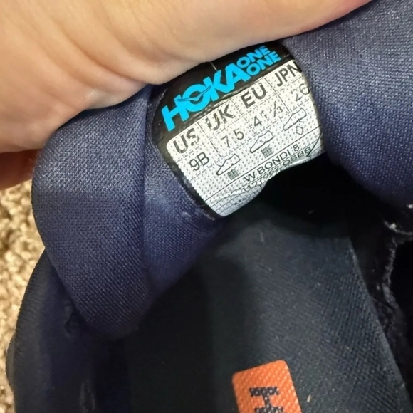 Hoka One One Navy Running Shoes Bondi 8 Size 9 Blue - Picture 2 of 4